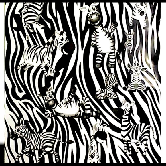 25 10X13 Poly Mailers, Zebra Shipping Envelopes PRICE IS FIRM - Picture 5 of 9